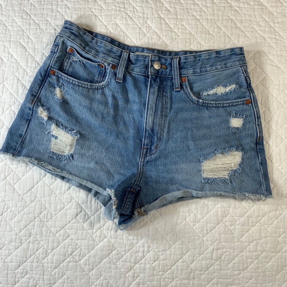 Madewell Women’s Relaxed Denim Shorts Size 27 – Preowned – Good Condition (F36)